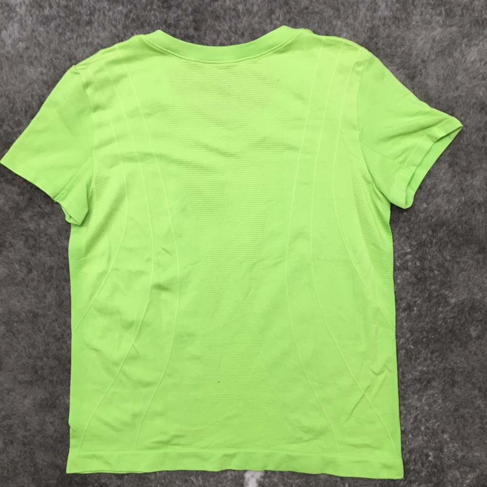 [Champion] Bright Green Workout Top - Picture 2 of 6